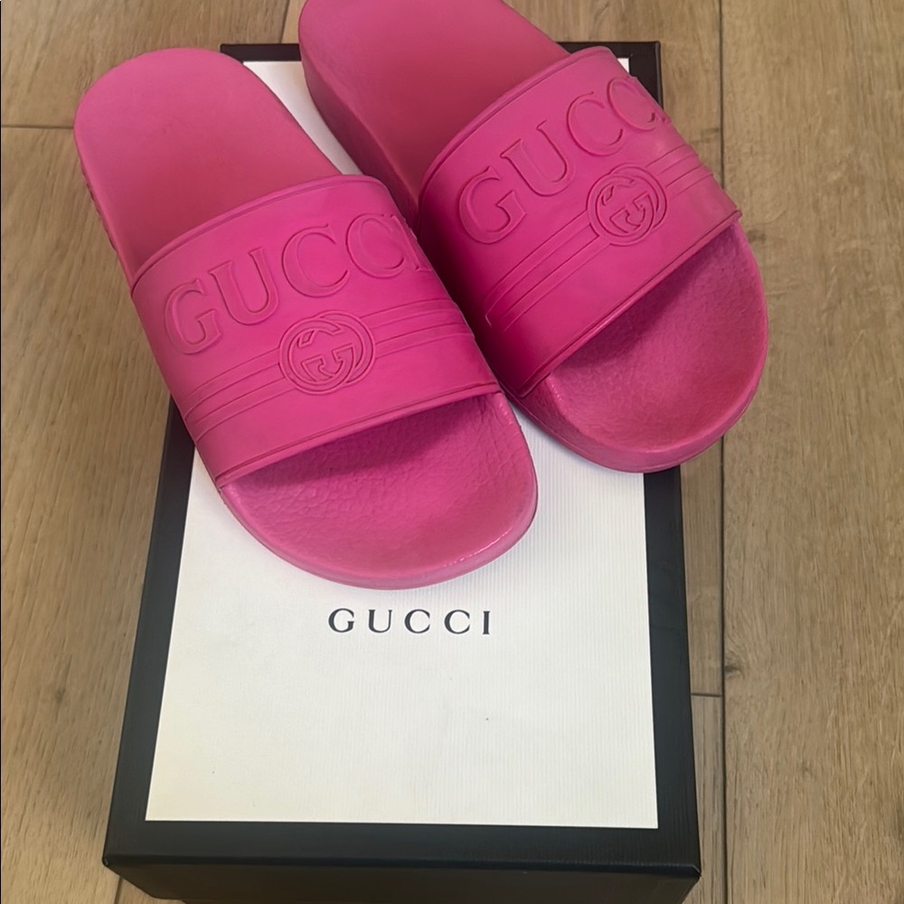 Gucci Pink Logo Rubber Slide Sandals